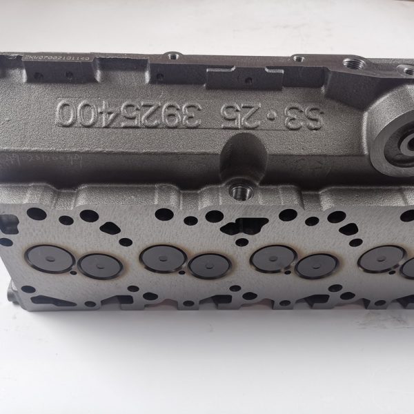 Diesel Engine Spare Parts 3967440 Cylinder Head